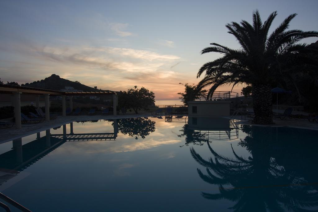 Alma Hotel Petra  Esterno foto
